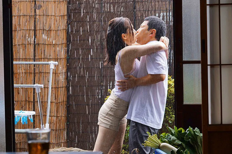 Chồng đang điều trị ysl, người vợ tìm đến em gã chồng để được thỏa mãn